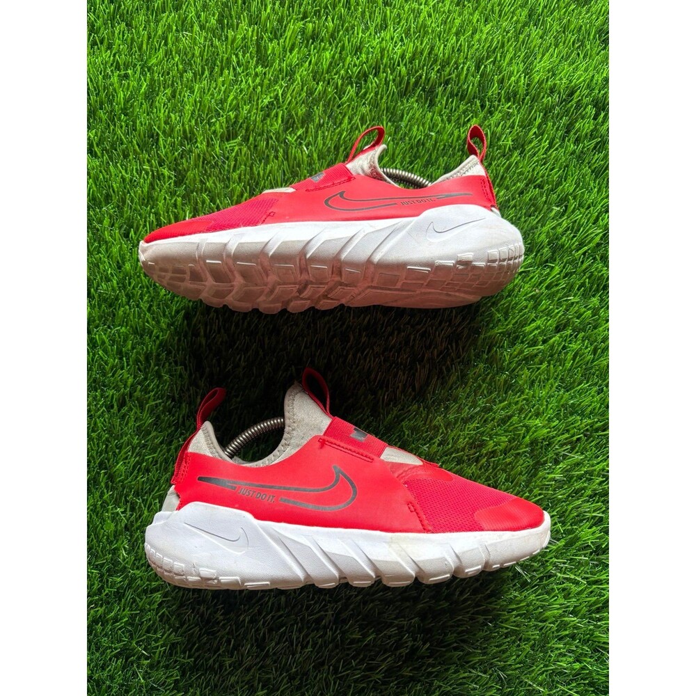 Nike Kids' Flex Runner 2 Running Shoes sz 5y